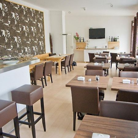 4Mex Hotel & Living Mnichov Restaurace fotografie